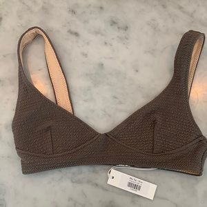 Wanderlust Ella Bikini Top in Olive - Size Small